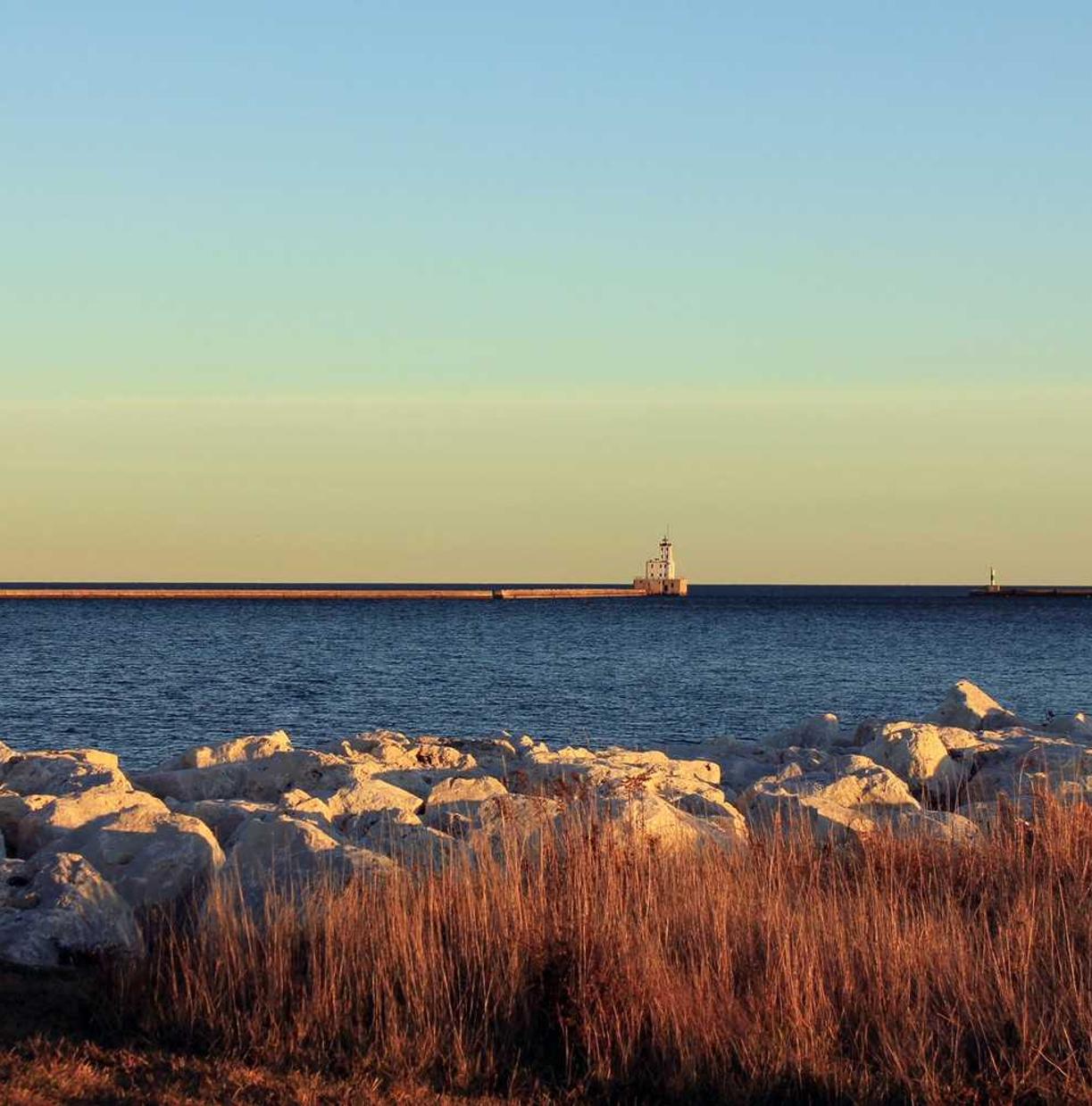 纯流量卡免实名：媒体平台是否应该采用实名认证？